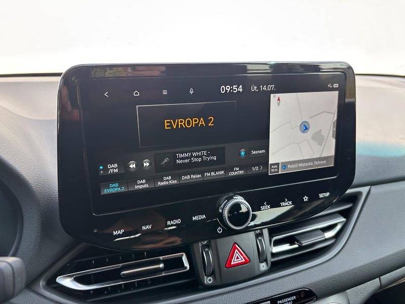 Hyundai i30 1.5 T-GDi 103kW DCT Style - fotka 18 z 28