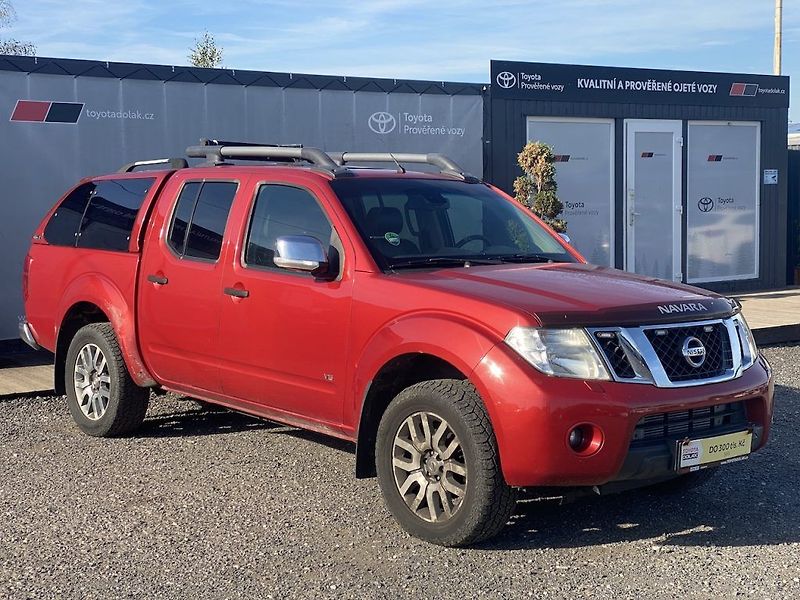 Nissan Navara 3.0D, V6, automat, tažné, 4x4 - fotka 1 z 17