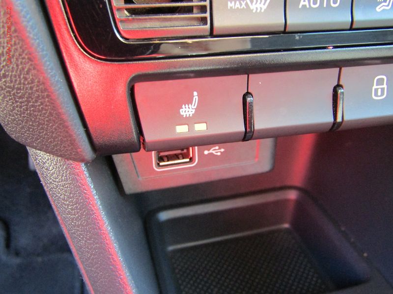 Škoda Rapid (2018) 1.0TSi, ČR, servis.kniha - fotka 17 z 20