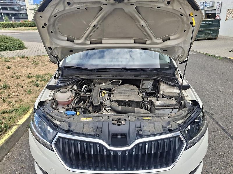 Škoda Fabia III kombi 1,0 TSi 6Z93762 - fotka 9 z 26