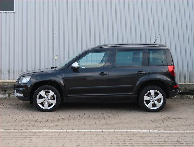 Škoda Yeti (2015) 2.0 TDI, 4X4, Automat - fotka 3 z 23
