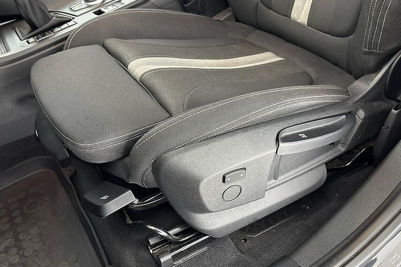 BMW X1 1.8d xDrive - fotka 8 z 23