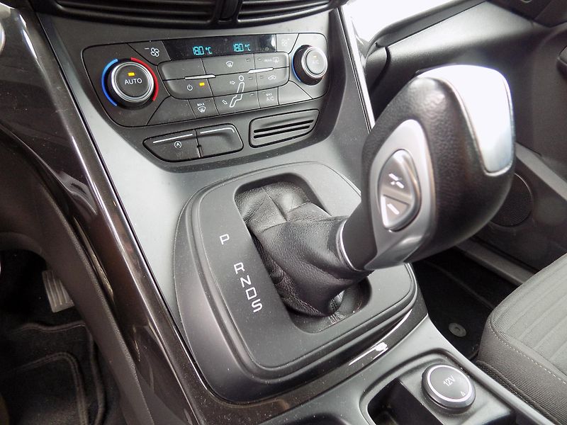 Ford C-MAX 2,0 TDCI 110 KW TITANIUM NAVI - fotka 32 z 39