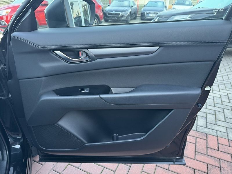 Mazda CX-5 (2019) 2.0 G-165 LED Navi Kamera 360° - fotka 19 z 50
