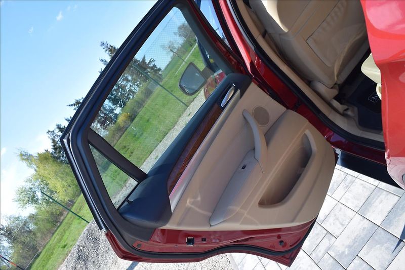 BMW X6 3,0 d 210KW AUTOMAT PO SERVISE - fotka 27 z 50