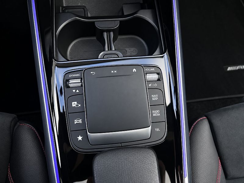 Mercedes-Benz GLB 220d-4MATIC-AMG-140KW - fotka 26 z 43
