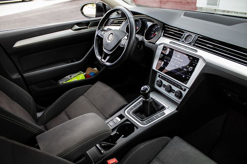 Volkswagen Passat - fotka 20 z 32