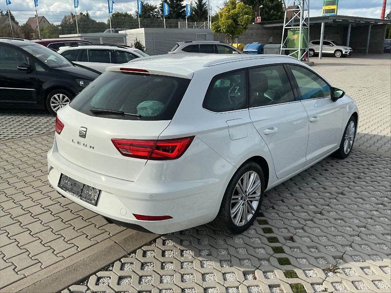 Seat Leon 1,5 TSI 110kW DSG Xcellence - fotka 5 z 10
