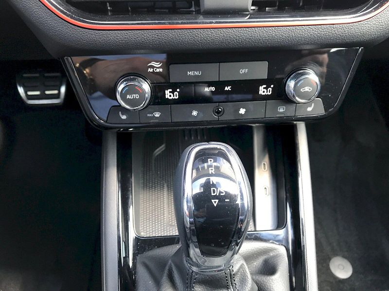 Škoda Kamiq (2025) Monte Carlo 1,5 TSI DSG - fotka 17 z 28