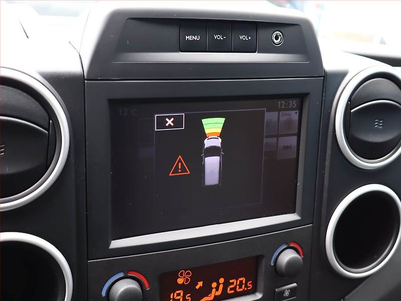 Citroën Berlingo (2018) Shine 1.6 BlueHDi, 5Míst, ČR - fotka 12 z 15