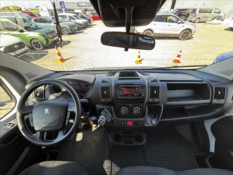 Peugeot Boxer 2,2 BlueHDI 140k 3500 L3 - fotka 19 z 21