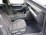 Volkswagen Passat (2016) 2.0 TDI, 4X4, Tempomat - náhled 9