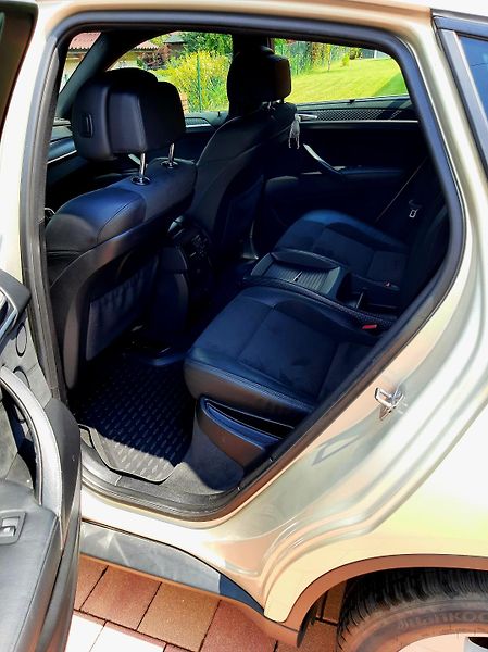 BMW X6 (2009) - fotka 14 z 24
