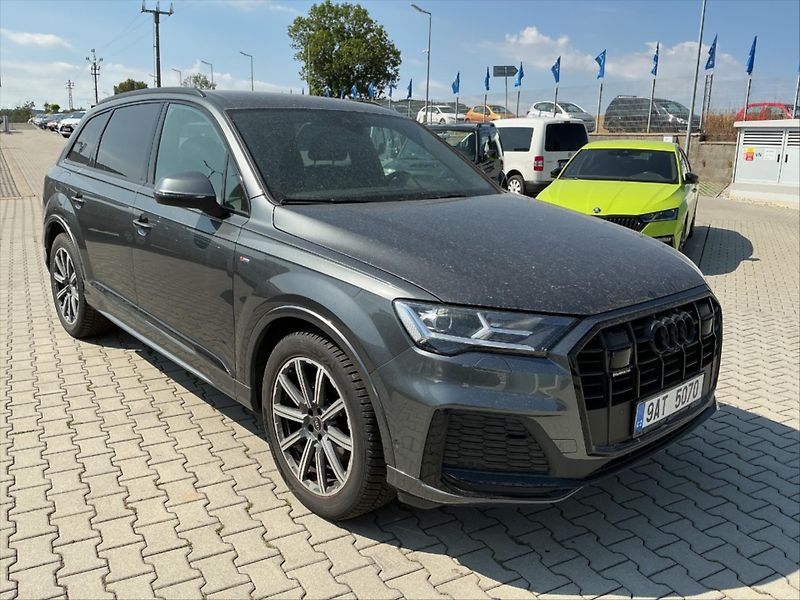 Audi Q7 3.0 50 TDI quattro tiptronic S - fotka 4 z 40