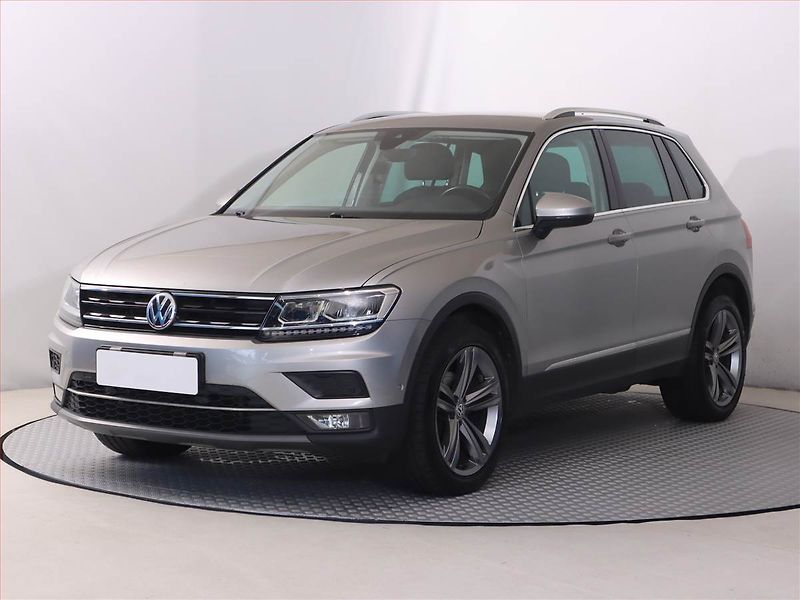 Volkswagen Tiguan (2018) Highline 2.0 TDI - fotka 2 z 23