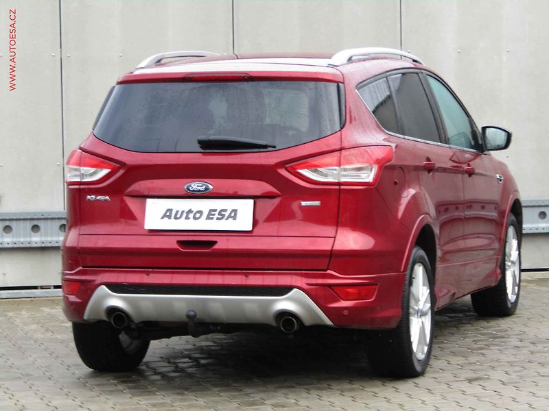 Ford Kuga (2015) 1.5EB, TZ, xenon, park.asist - fotka 4 z 20