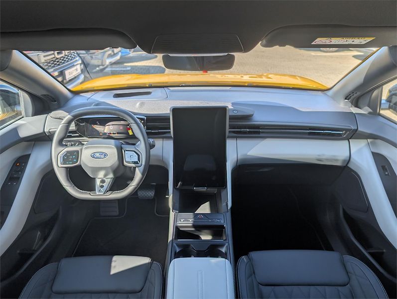 Ford Capri Premium, 5dveřová, 79 kWh prod - fotka 13 z 16