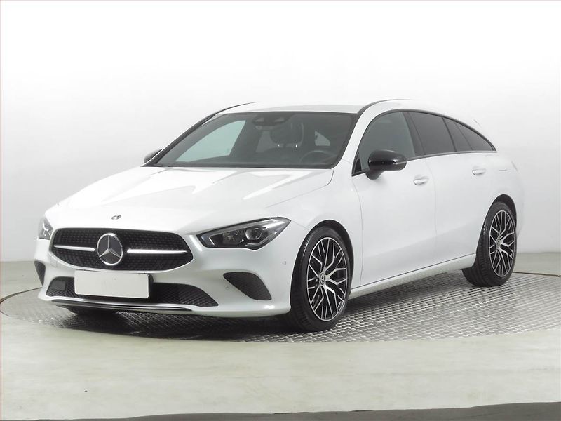 Mercedes-Benz CLA (2020) 200 d - fotka 2 z 28