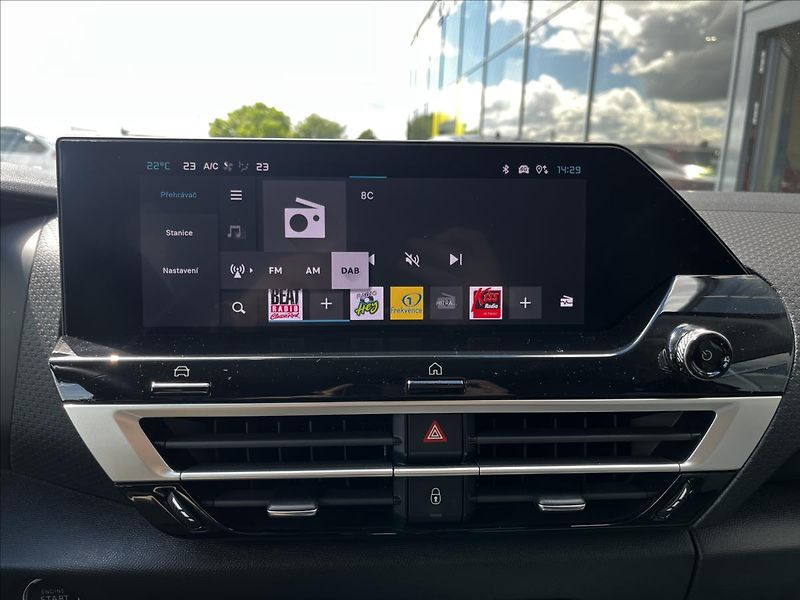 Citroën C4 1,2   MAX 136 HYBRID Ë-DCS6 - fotka 12 z 21