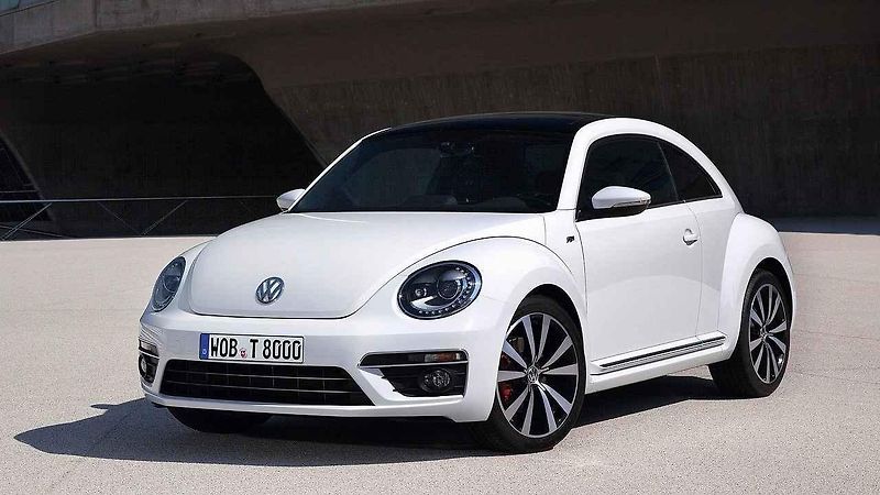 Na vrchol žebříčku se dostal kabriolet Mercedes-Benz SLK, který je vůbec nejspolehlivější mladou ojetinou podle zprávy TÜV.