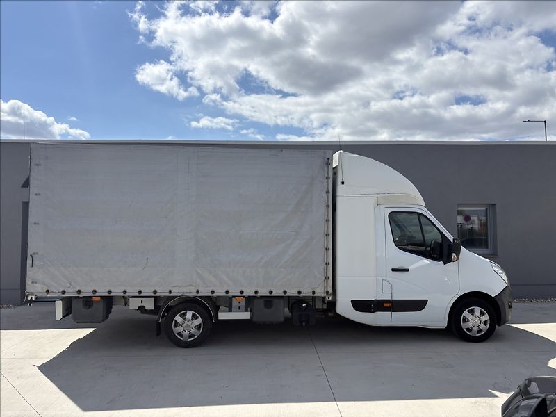 Renault Master 2,3 - fotka 8 z 17