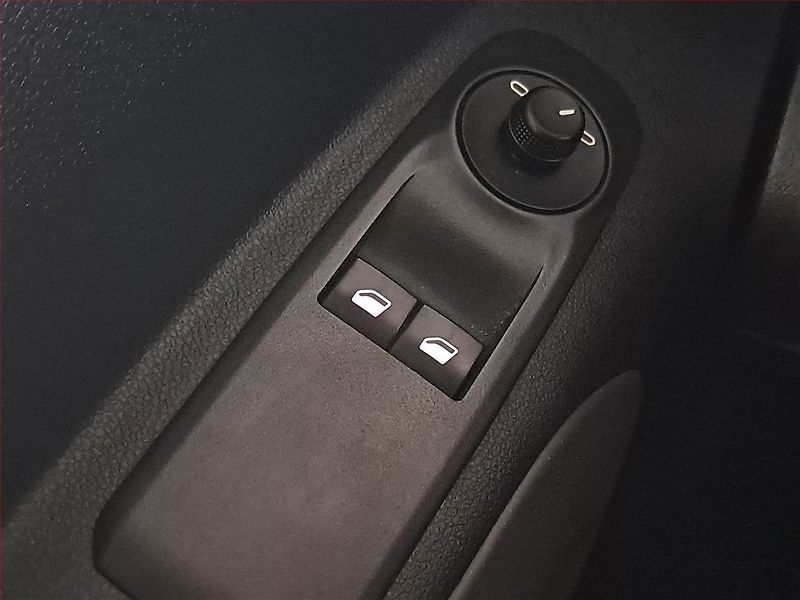 Citroën Berlingo (2022) Feel 1.5 BlueHDi, 5Míst, 818kg - fotka 19 z 19