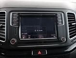 Volkswagen Sharan (2015) 2.0 TDI BMT, Automat, 7 míst - náhled 11
