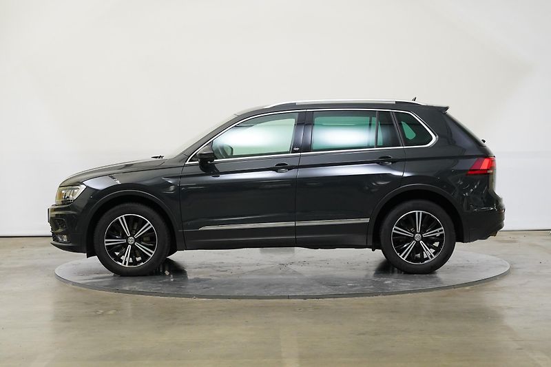 Volkswagen Tiguan - fotka 3 z 26