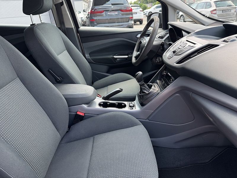 Ford C-MAX (2010) 1.6i Ti-VCT Digi Klima Výhřevy - fotka 14 z 44