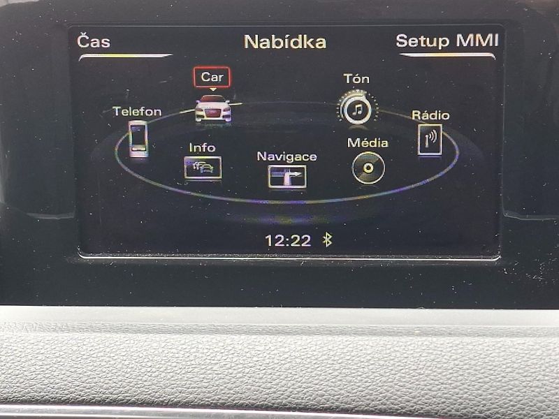 Audi Q3 (2012) 2.0TDI 130kW QUATTRO-S-TRONIC - fotka 15 z 39