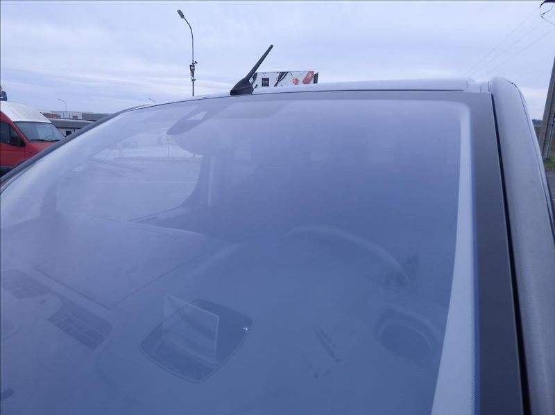 Toyota ProAce 2,0 130kw,automat  Family Comf - fotka 47 z 54