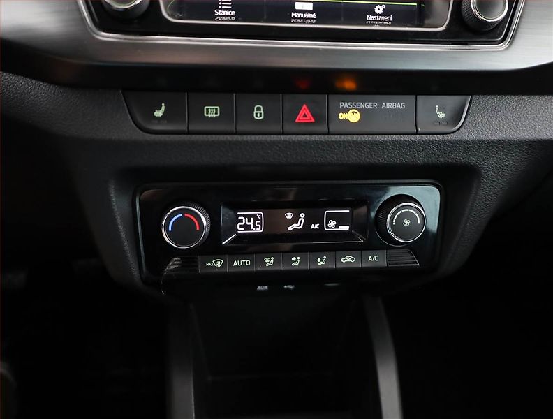 Škoda Fabia (2017) 1.2 TSI, Park. senzory - fotka 10 z 18