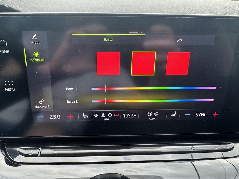 Škoda Octavia (2021) 2.0TDI 110kW DSG STYLE+ LED ČR - fotka 26 z 31