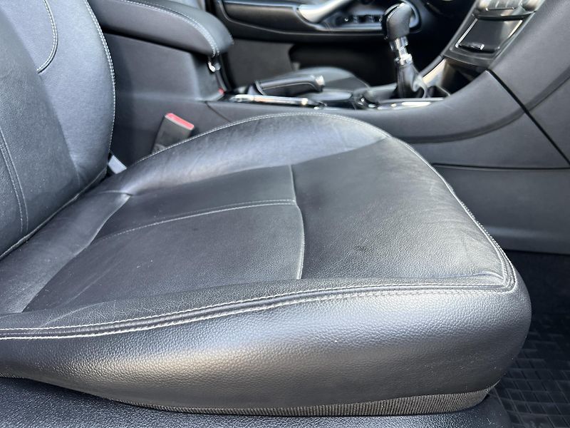 Ford Mondeo 2.0TDCi KLIMA KŮŽE TEMPOMAT - fotka 30 z 38