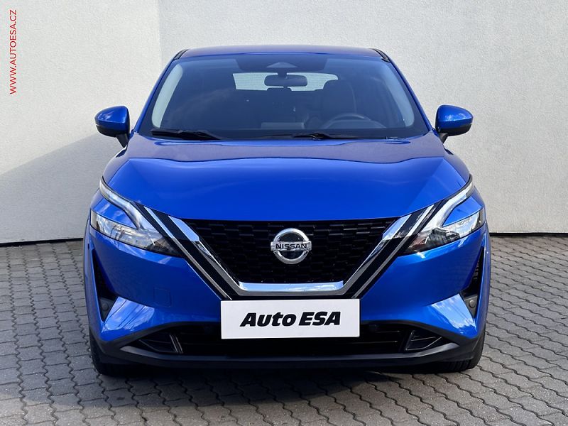Nissan Qashqai (2024) 1.3 DIG-T, 2.maj,ČR, N - fotka 2 z 3