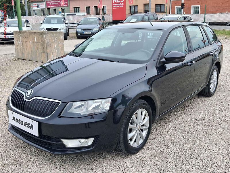 Škoda Octavia (2015) 2.0 TDi, ČR, AC, výhřev sed - fotka 3 z 19