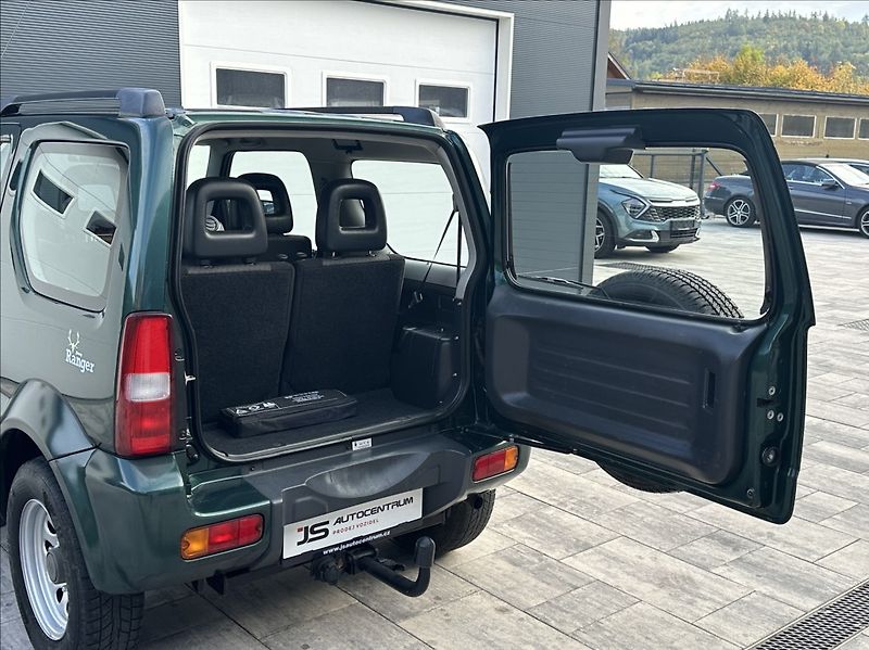 Suzuki Jimny 1,3 86PS  Club Ranger 4x4 - fotka 31 z 46