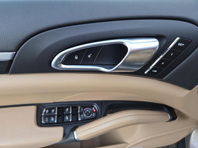 Porsche Cayenne na splátky všem od 10%akontace - fotka 11 z 12