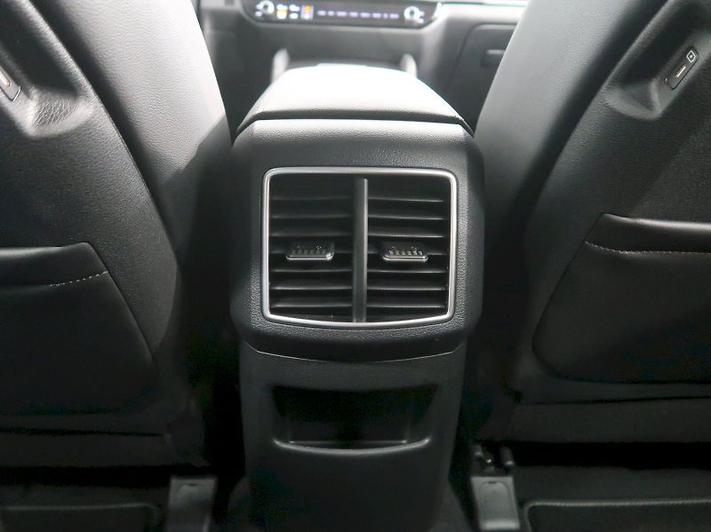 Kia Sportage (2026) TOP 1.6T-GDi 132KW 4x4 - fotka 35 z 38