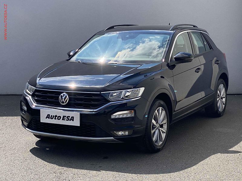 Volkswagen T-Roc (2019) 1.0 TSi, Comfortline, navi - fotka 3 z 17