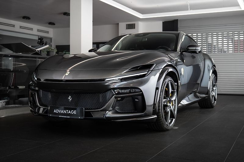 Ferrari Purosangue - fotografie inzerátu