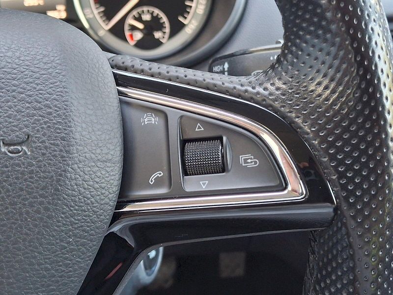 Škoda Octavia (2018) Combi Style Plus 4x4 2,0TDi 11 - fotka 28 z 32