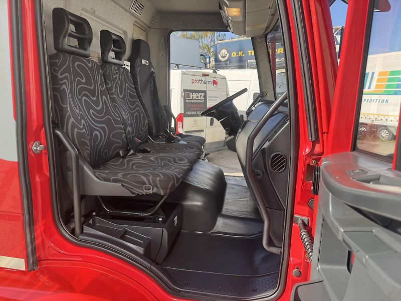 Iveco Eurocargo (2014) 120E21 E6-skříň-čelo-měchy - fotka 8 z 25