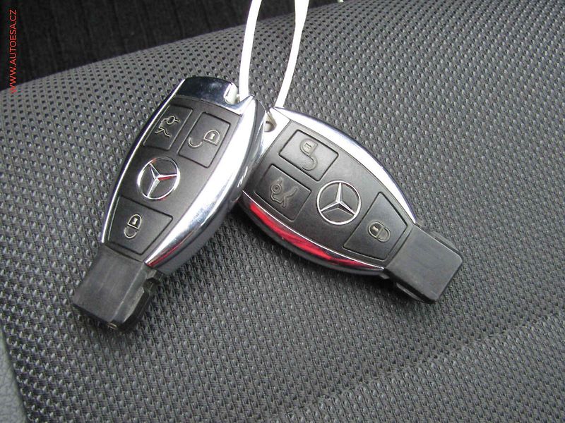 Mercedes-Benz Třídy E (2010) 1.8 CGi E 250 CGi, AT, tempo - fotka 20 z 20