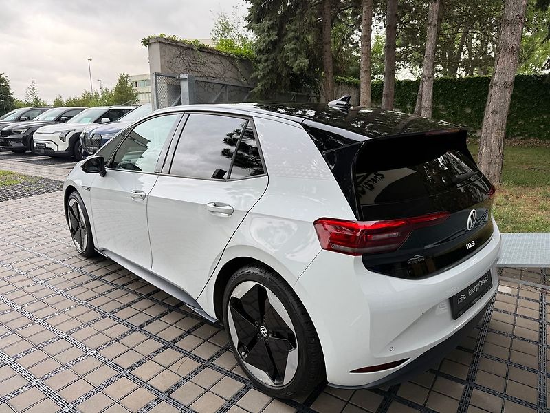 Volkswagen ID.3 1ST MAX 62kWh Panorama - fotka 4 z 41
