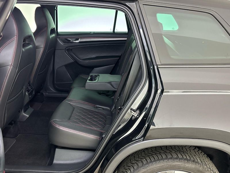 Škoda Kodiaq RS 4x4 DSG - fotka 8 z 30