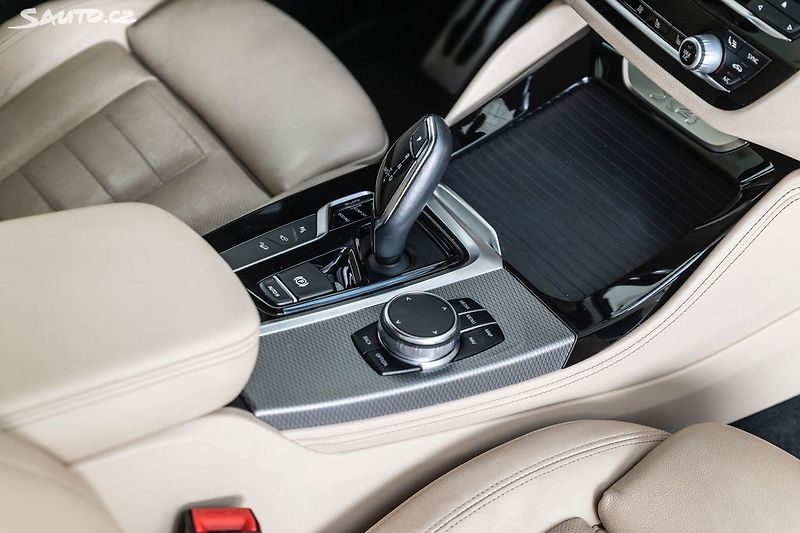 BMW X4 xDrive20d MSport*servis CZ - fotka 13 z 39