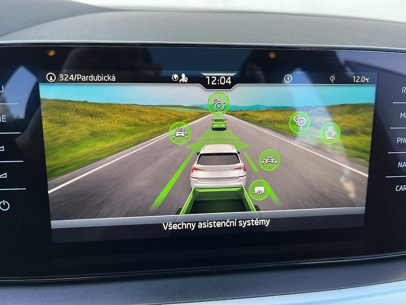 Škoda Kamiq (2022) 1.5TSI 110KW ACTIVE LED TAŽNÉ - fotka 34 z 47