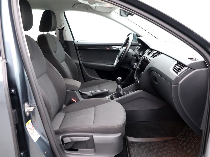 Škoda Octavia 1,4 TSI 110kW Style Tažné CZ - fotka 11 z 28