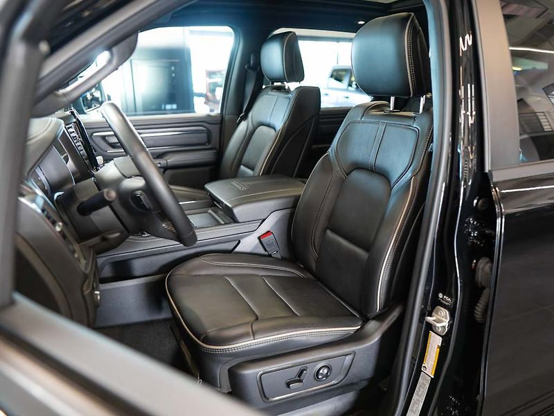 Dodge RAM (2024) 5.7 V8 eTorque Limited 6 LIFT - fotka 15 z 45